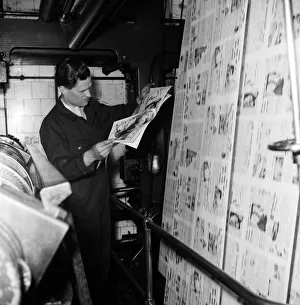 01284 Prints: After a strike lasting nearly four weeks Britains national newspapers resumed