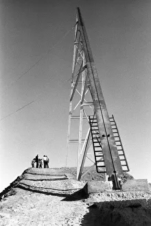 00508 Prints: Stuntman Evel Knievel prepares to jump Snake River Canyon