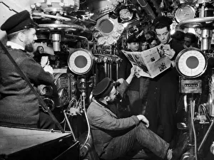 Submariners, pictured reading the Daily Mirrors Good Morning Newspaper