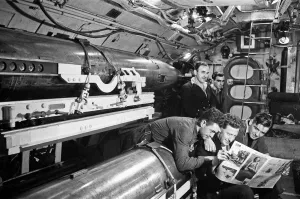 Submarine Prints: Submariners, pictured reading the Daily Mirrors Good Morning Newspaper