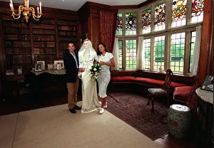 SUDELEY CASTLE WEDDING BY DAVID BAMBER PRESS CALL OF HENRY DENT-BROCKLEHURST