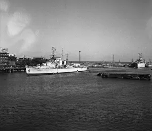 Suez Crisis 1956 The 4000 ton minelayer Manxman becomes the first ship to sail up