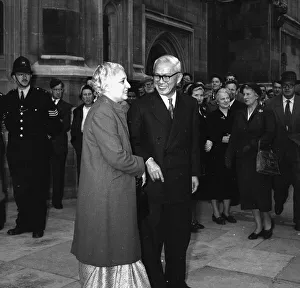 00173 Prints: Suez Crisis 1956 Mrs Pandit outside the Houses of Parliament during talks about