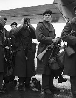 Suez Crisis 1956 Soldiers at London Airport boarding a plane bound for the Middle