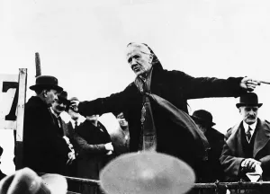 00173 Prints: Suffragette Madame Despard May 1920 Pictured speaking in Hyde Park London during