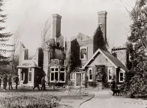 00007 Prints: Suffragettes Arson Attack March 1913 Suffragettes fire home of Lady White in