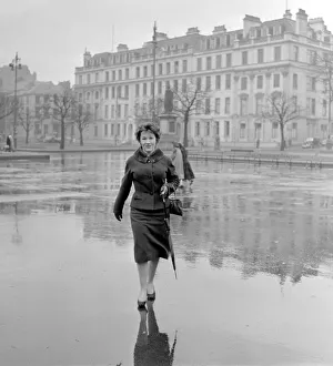 1959 Prints: Sunday afternoon in Glasgow Wilma Tyre, 25, at Wellmeadow Road