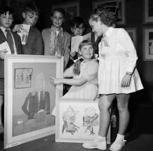 01050 Prints: Sunday Pictorial childrens art exhibition tea party. 23rd July 1954