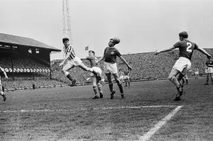 00814 Prints: Sunderland 0 v Chelsea, 1 Old League Division Two match at Roker Park