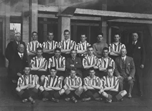Sunderland AFC 1932 / 33 Prior, Alex Hall, Jock MacDougall, Clark, Harry Shaw