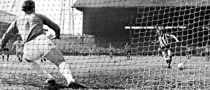Sunderland Associated Football Club - Action from Sunderland v Bolton 20 April 1976