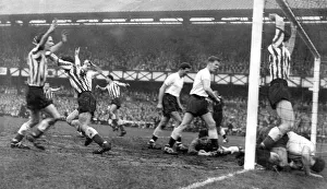 Sunderland Associated Football Club - F. A. Cup 1961, Sixth Round - Sunderland 1 v