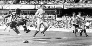 Sunderland Associated Football Club - Gary Bennett lashes home the Sunderland Goal