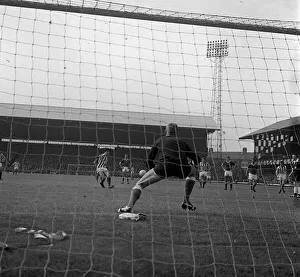 Sunderlands Jim Baxter misses Penalty 17th August 1965