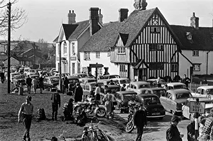 Sunshine and high temperatures brought out the family motorist - they all seemed to have