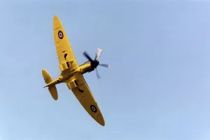 Air Display Prints: A Supermarine Spitfire at the Sunderland International Airshow. 06 / 08 / 1995