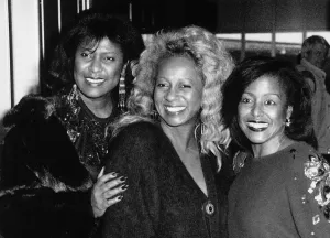 00163 Prints: The Supremes 27th of November 1989 the girl pop band at London Airport leaving for Los