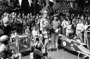 Derby Prints: Susan Denberg, actress and special guest to launch and present prizes at the Soapbox