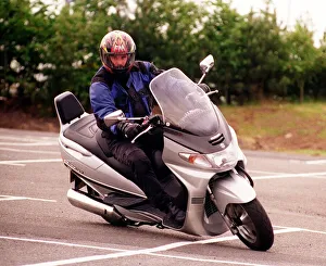 Core69 Prints: Suzuki Burgman 400 motorbike June 1999 being driven round corner