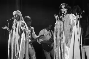 00470 Prints: Swedish pop group ABBA consisting of Agnetha Faltskog