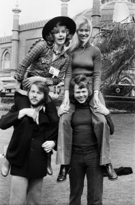 00470 Prints: Swedish pop group ABBA consisting of Agnetha FAltskog, BjAarn Ulvaeus