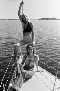 00470 Prints: Swedish pop group ABBA consisting of Agnetha Faltskog, Bjorn Ulvaeus