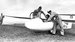 Glider Prints: Swiss glider pilot Karl Sheuber came to Northumbria Gliding Club