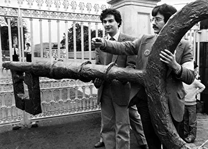 Symbolic Opening Ceremony with 12ft key at the gates of the Scottish Assembly