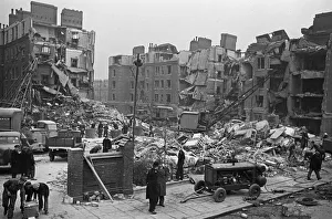 Casualty Prints: Teams from Heavy Rescue and the LCC (London County Council) seen searching