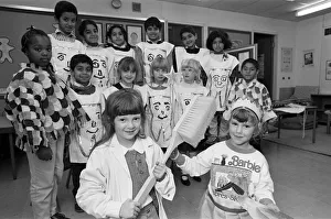 Schoolchildren Prints: Teeth, dentists and tooth faires ? alias pupils from Moorcross Infants School