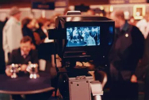 00420 Prints: The television programme the Antiques Roadshow is filmed at Gateshead International