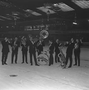 Temperance Seven at Streatham Ice Rink Date 9 / 12 / 62 The Temperance Seven