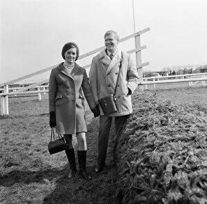 00533 Collection: Terry Biddlecombe, National Hunt Jockey, and wife Bridget at Aintree