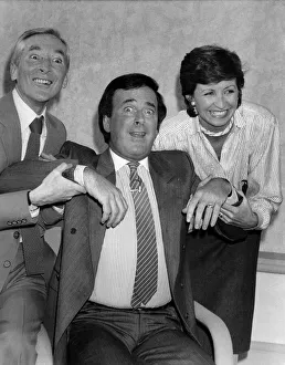 Terry Wogan hands over the keys of the BBCs Television Theatre on Shepherd
