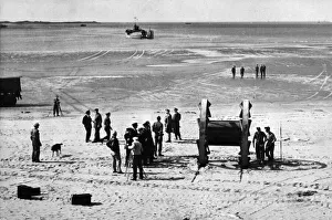 Cart Prints: Testing of the Panjandrum on a beach in Devon. Circa September 1943