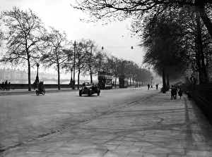 Trams Prints: Thames Embankment looking towards Westminister, London. Circa 1935. P000147
