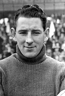 00254 Prints: Thomas Breen of Manchester United. December 1946 P009659