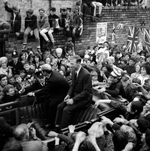 00770 Prints: Today we present a selection of classic photographs as you ve never seen them before
