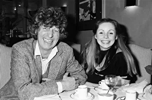 01043 Prints: Tom Baker and his wife Lalla Ward at a restaurant in Chelsea with her parents