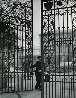 Tom Ennis usher who has been opening and closing the gates of Leinster House since 1922