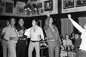 Tom Jones and Engelbert Humperdinck meet in a British style pub in Sacramento, California