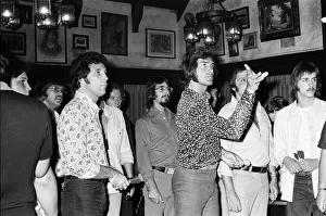 Tom Jones and Engelbert Humperdinck meet in a British style pub in Sacramento, California