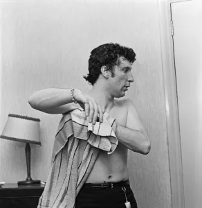 01175 Prints: Tom Jones, singer from Wales, performs at The Atlanta Ballroom, Woking