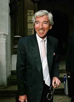 Tom O Connor comedian & TV presenter outside the High Court