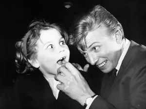 Mouth Prints: Tommy Steele entertainer and Beverly Simon at time of film Its All Happening shot
