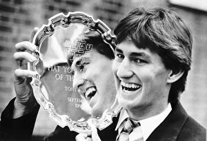 Images Dated 30th October 1986: Tony Adams of Arsenal October 1986 with his Fiat Young Player of Month award