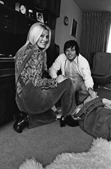 01194 Prints: Tony Blackburn with his girlfriend Lynn Partington photographed in his Regents Park flat