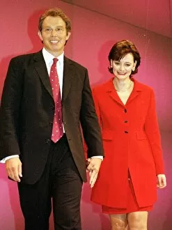 Images Dated 29th September 1998: Tony Blair Prime Minister with wife Cherie September 1998 attending the Labour Party