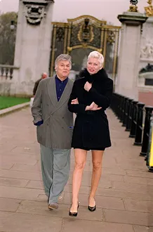 Tony Curtis Actor November 98 American actor in London on honeymoon wife his wife