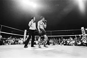 01117 Prints: Tony Sibson relinquished his European and Commonwealth titles to ensure he got the right